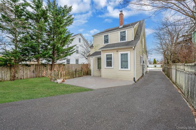 215 West Avenue, Patchogue, NY 11772