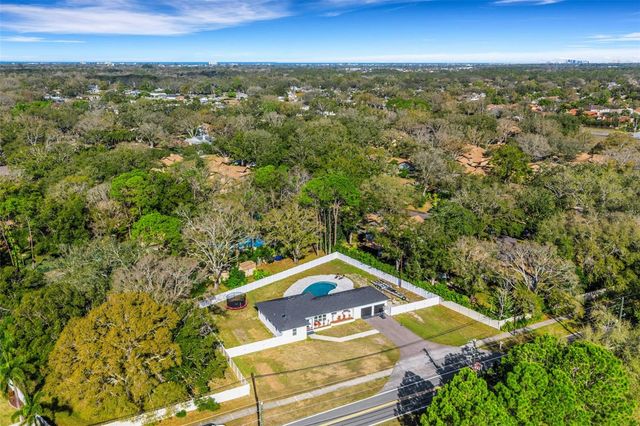 10016 RIDGE RD, Seminole, FL 33772