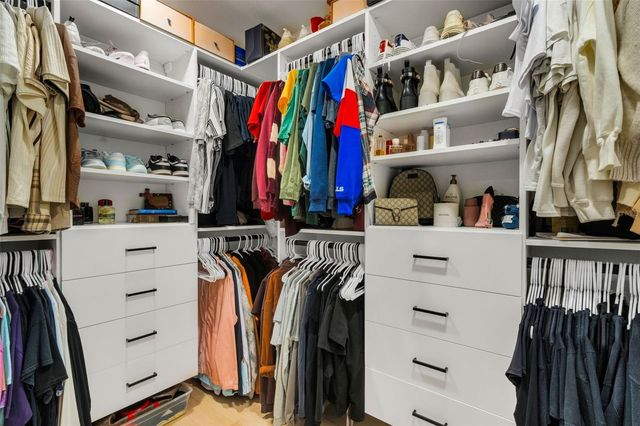 10016 RIDGE RD, Seminole, FL 33772