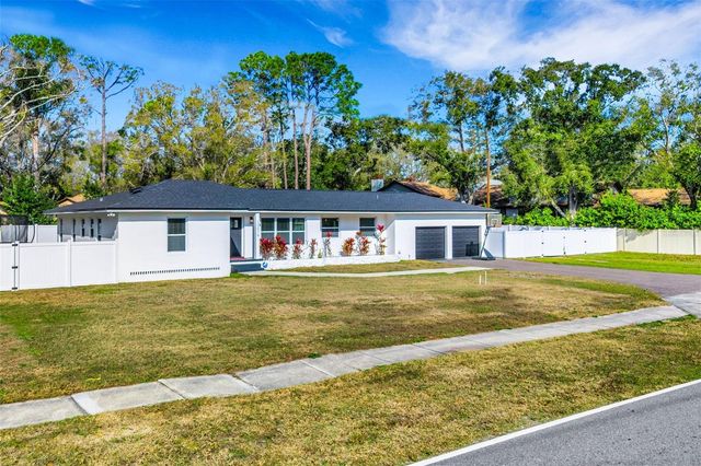 10016 RIDGE RD, Seminole, FL 33772