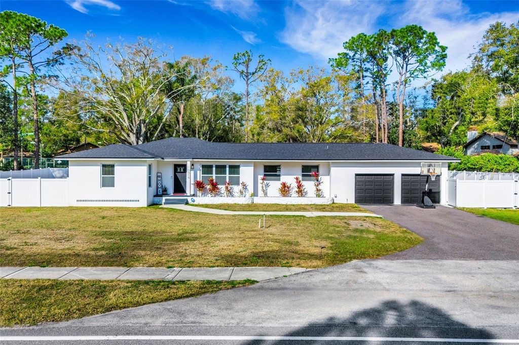 10016 RIDGE RD, Seminole, FL 33772