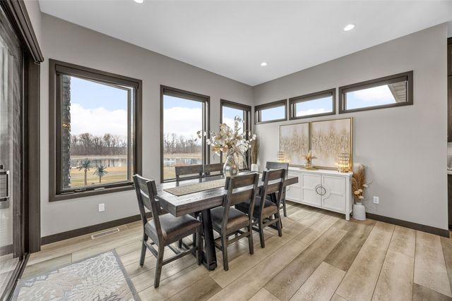 7505 Blairs Ferry Road, Cedar Rapids, IA 52411