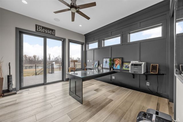 7505 Blairs Ferry Road, Cedar Rapids, IA 52411