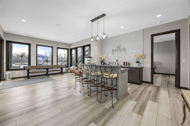 7505 Blairs Ferry Road, Cedar Rapids, IA 52411