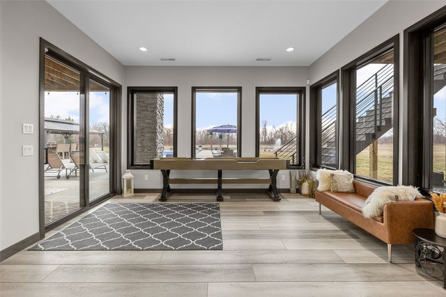 7505 Blairs Ferry Road, Cedar Rapids, IA 52411