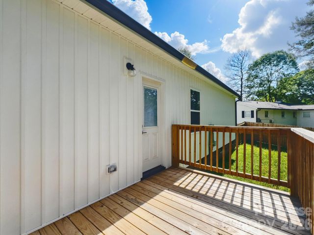 301 Tomberlin Road, Mount Holly, NC 28120
