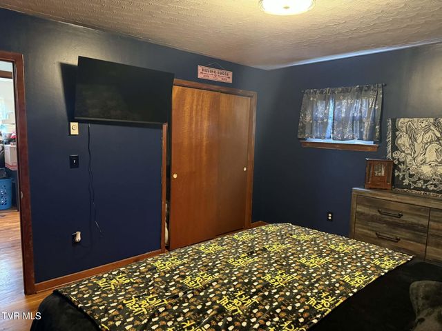 73 Fork Ridge Road, Lebanon, VA 24266