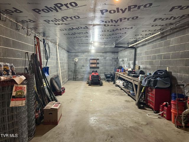 73 Fork Ridge Road, Lebanon, VA 24266