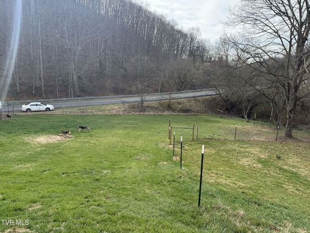 73 Fork Ridge Road, Lebanon, VA 24266