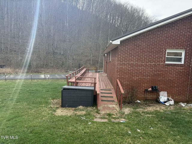 73 Fork Ridge Road, Lebanon, VA 24266