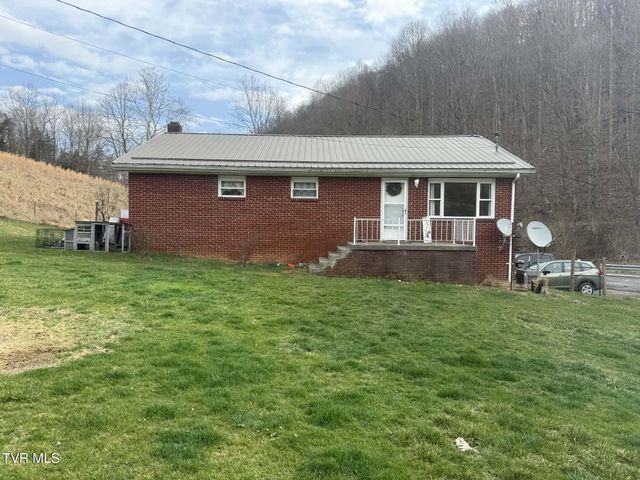 73 Fork Ridge Road, Lebanon, VA 24266