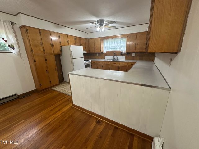 73 Fork Ridge Road, Lebanon, VA 24266