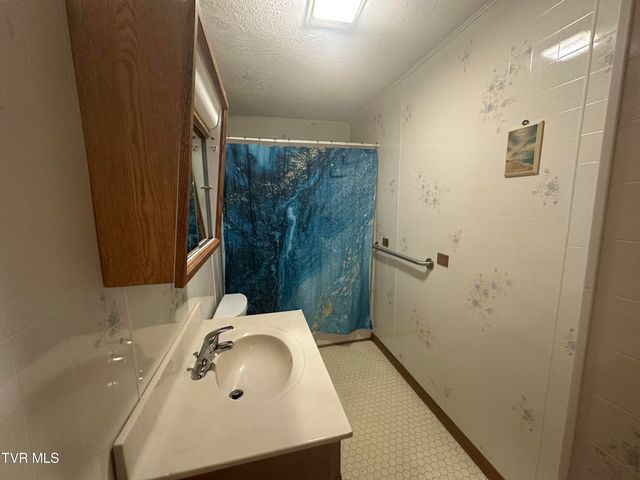73 Fork Ridge Road, Lebanon, VA 24266
