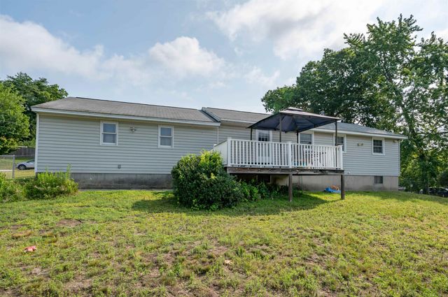 39 Norwich Road, Nashua, NH 03062