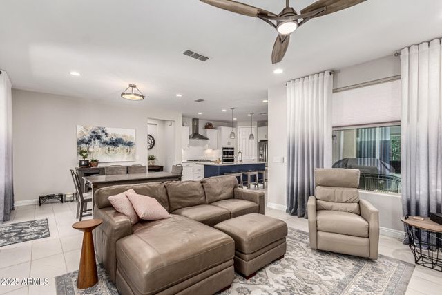 4138 N HAWTHORN Drive, Florence, AZ 85132