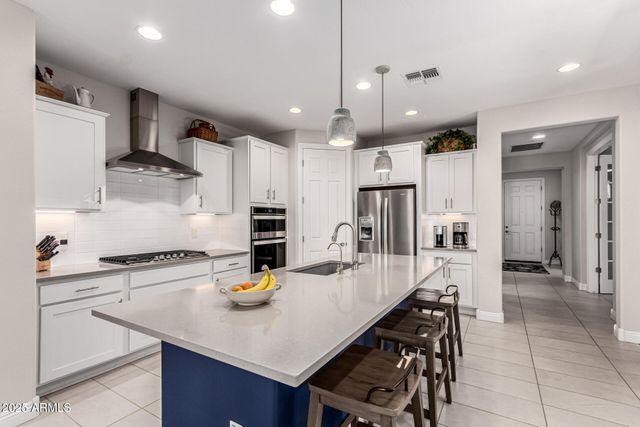 4138 N HAWTHORN Drive, Florence, AZ 85132