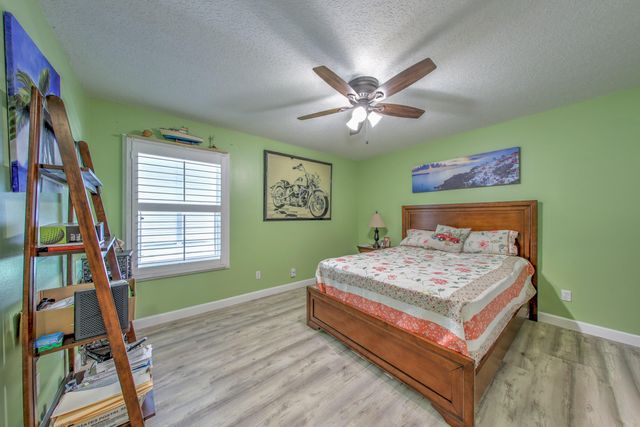 2025 SE Allamanda Drive, Port St. Lucie, Port St Lucie, FL 34952