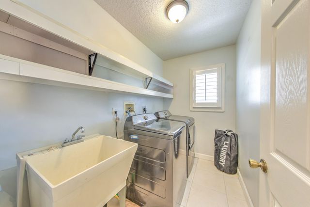 2025 SE Allamanda Drive, Port St. Lucie, Port St Lucie, FL 34952