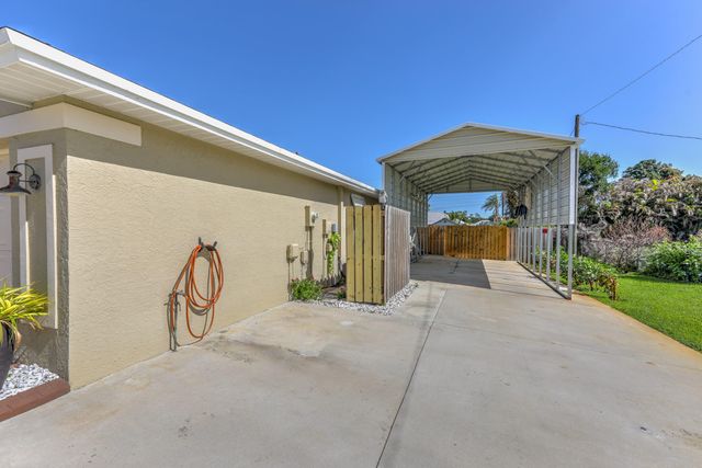 2025 SE Allamanda Drive, Port St. Lucie, Port St Lucie, FL 34952
