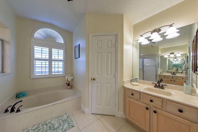 2025 SE Allamanda Drive, Port St. Lucie, Port St Lucie, FL 34952