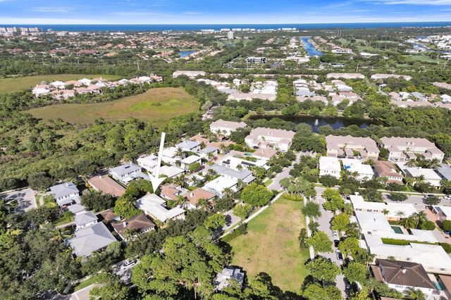 111 LEATHER LEAF Drive, Jupiter, FL 33458