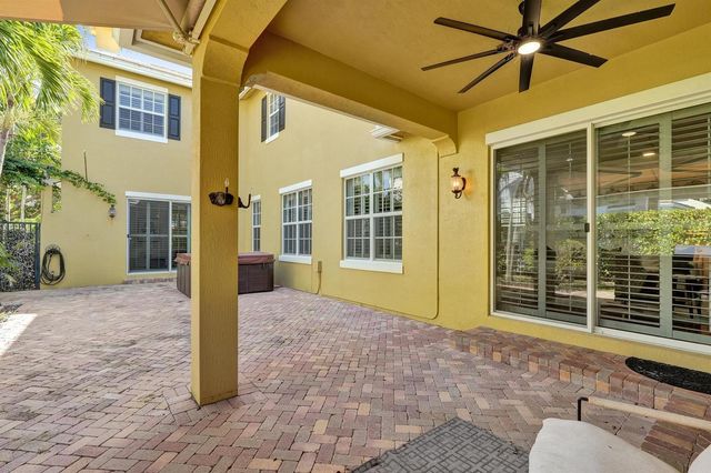 111 LEATHER LEAF Drive, Jupiter, FL 33458