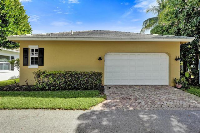 111 LEATHER LEAF Drive, Jupiter, FL 33458
