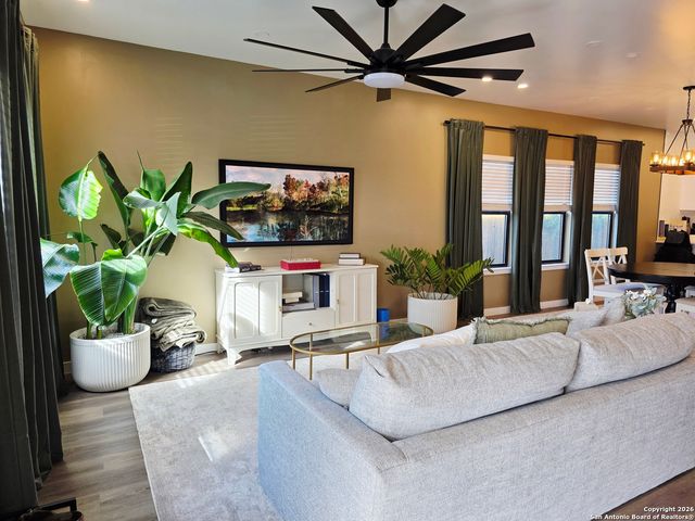 511 E Woodlawn Avenue, San Antonio, TX 78212