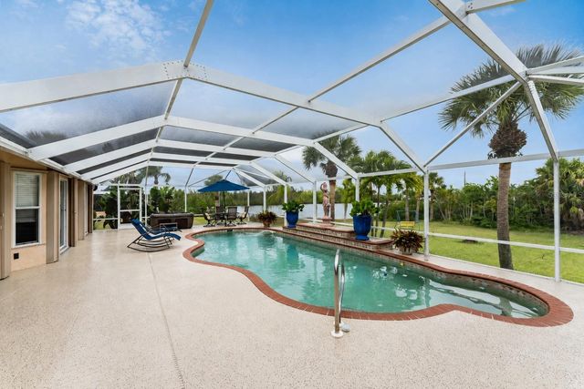 1112 MUSCOVIE COURT, Punta Gorda, FL 33950