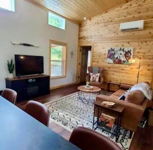 311 County Road 2724, Mineola, TX 75773