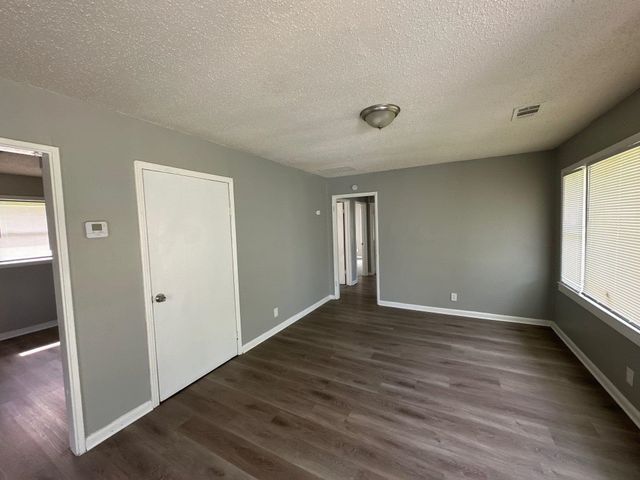 3276 ASHLAND ST, Memphis, TN 38127