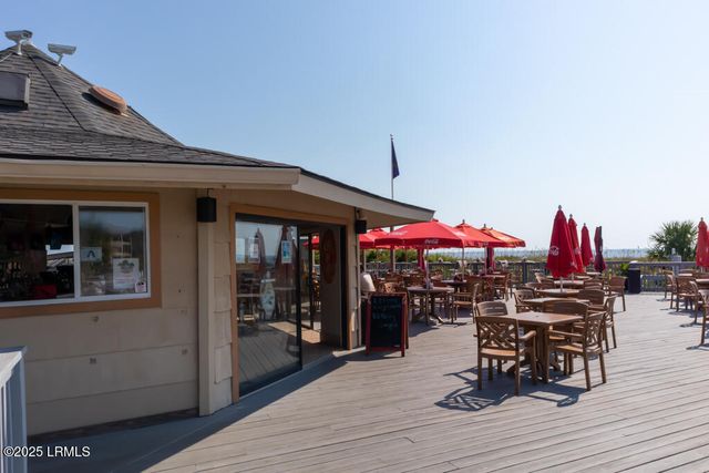 40 Folly Field Rd Apt C131, Hilton Head Island, SC 29928