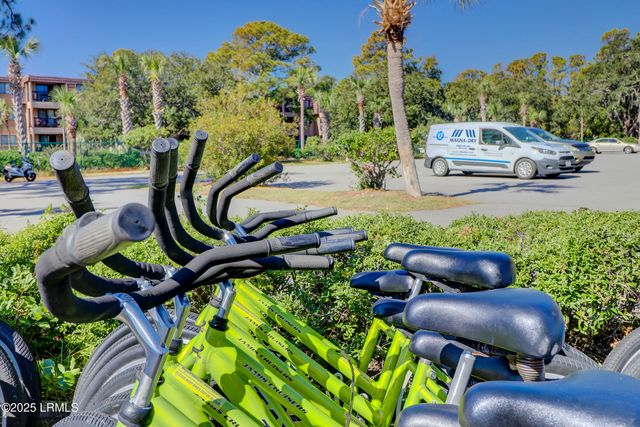 40 Folly Field Rd Apt C131, Hilton Head Island, SC 29928