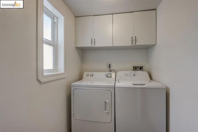 9332 Granada Ave, Oakland, CA 94605