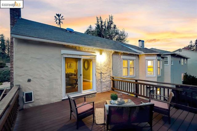 9332 Granada Ave, Oakland, CA 94605