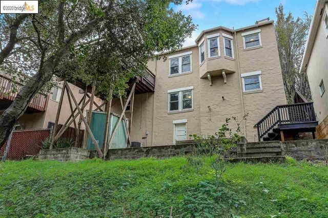 9332 Granada Ave, Oakland, CA 94605