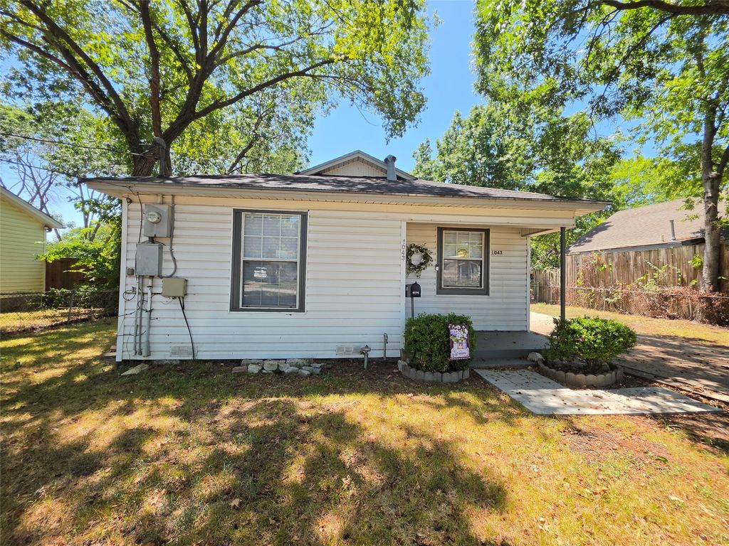 1043 Blaylock Circle S, Irving, TX 75061