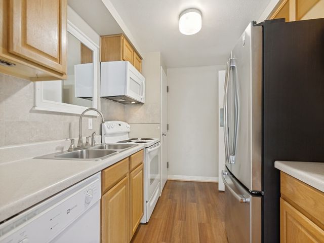 6211 W Northwest Highway G113, Dallas, TX 75225
