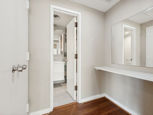 6211 W Northwest Highway G113, Dallas, TX 75225