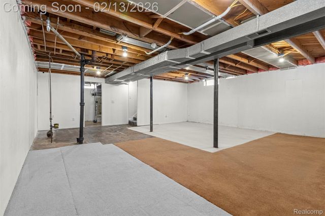 2431 Grange Road, Trenton, MI 48183