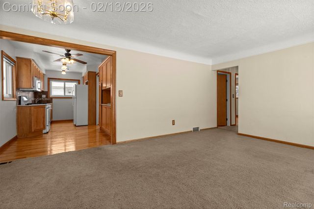 2431 Grange Road, Trenton, MI 48183