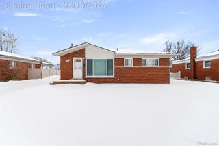 2431 Grange Road, Trenton, MI 48183