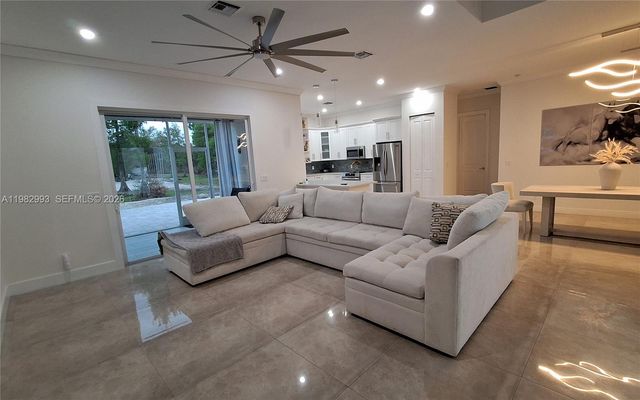 3646 28TH AVE SE, Naples, FL 34117