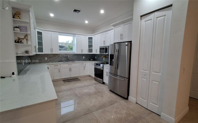 3646 28TH AVE SE, Naples, FL 34117