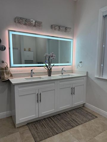 3646 28TH AVE SE, Naples, FL 34117