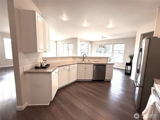 702 SE Creekside Drive, College Place, WA 99324