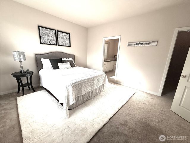 702 SE Creekside Drive, College Place, WA 99324