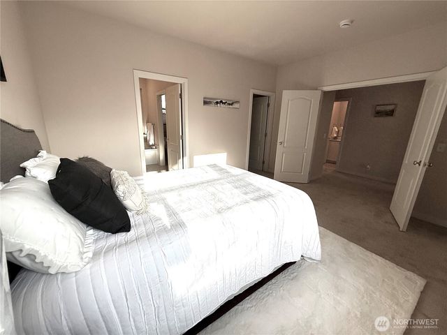 702 SE Creekside Drive, College Place, WA 99324