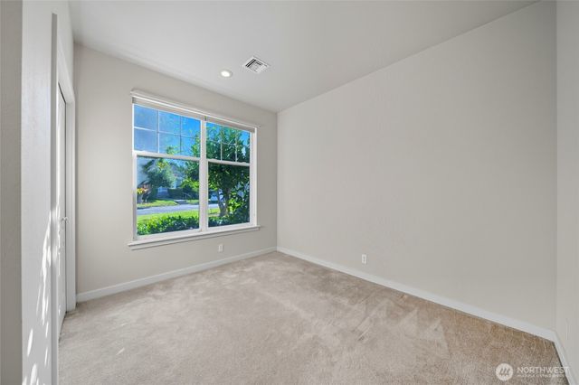 702 SE Creekside Drive, College Place, WA 99324