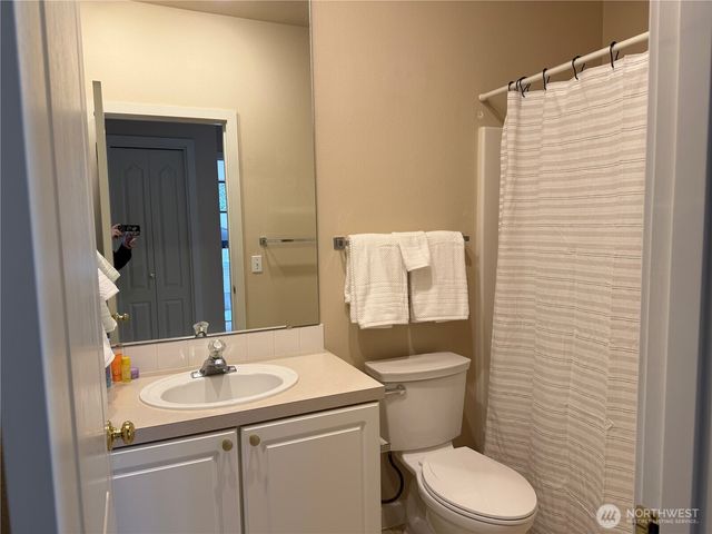 702 SE Creekside Drive, College Place, WA 99324